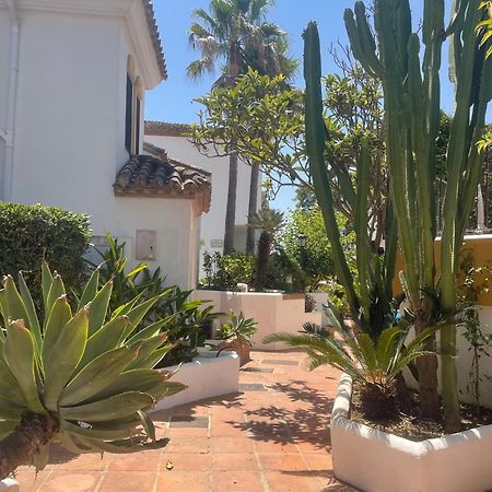 Villa Cana San Roque  Buitenkant foto