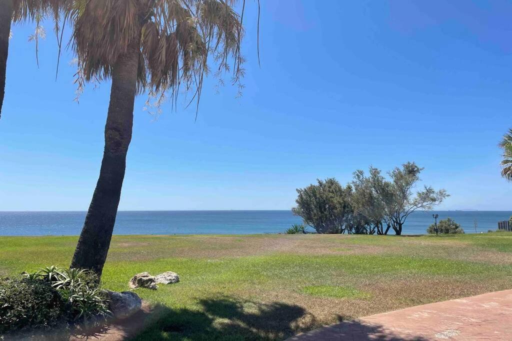 Villa Cana San Roque  Buitenkant foto